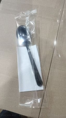 Набор одноразовой посуды №2 (ложка черная 180мм, салфетка белая 24х24) 1/500 