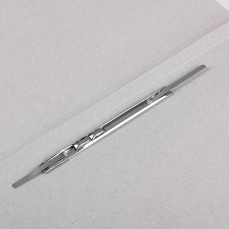 Скоросшиватель картон белый мел. BRAUBERG гарант. пл. 320г/кв.м. на 200 листов 1/25/200