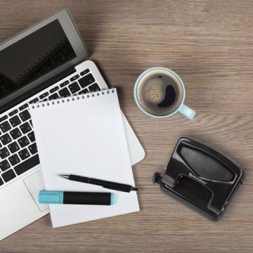 Дырокол на 35листов металлический черный BRAUBERG 1/48